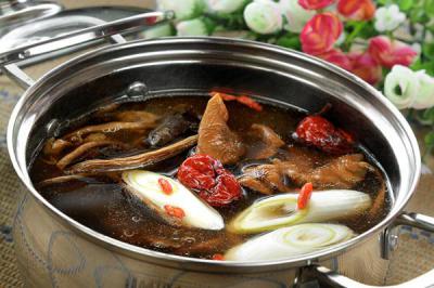 成都養生湯鍋技術學習，菌湯湯鍋怎麽做湯鮮