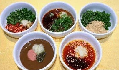 火鍋味道怎樣，湯底和蘸料各占一半的因素，這些蘸料你都吃過？