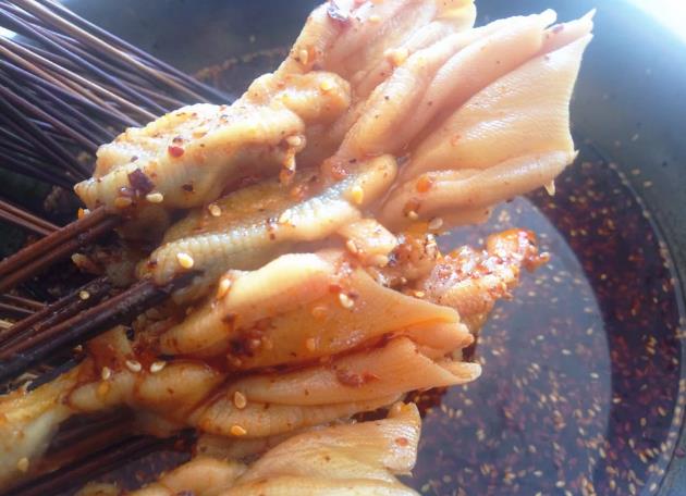 四川特色小吃，看起來很有油吃起來很香