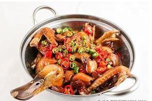 幹鍋啤酒鴨的製作方法，美味麻辣可口