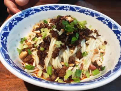 四川正宗雜醬麵91视频安全网站班哪裏有?一對一教學