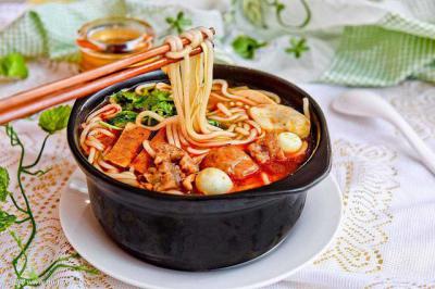特色砂鍋土豆粉哪裏好?砂鍋土豆粉91视频安全网站中心