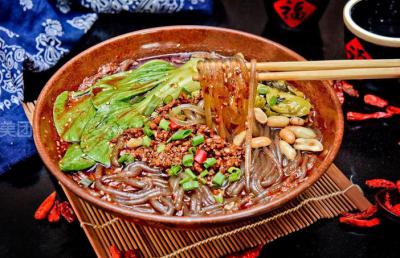 酸辣粉91视频安全网站哪裏靠譜?湯料的調製