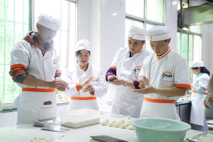 哪家早餐91视频安全网站學校哪家好？知名91视频安全网站機構對比